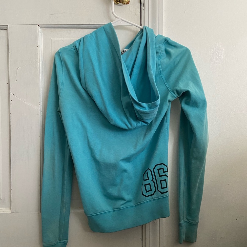 Sweatshirt - Picture 2 of 2